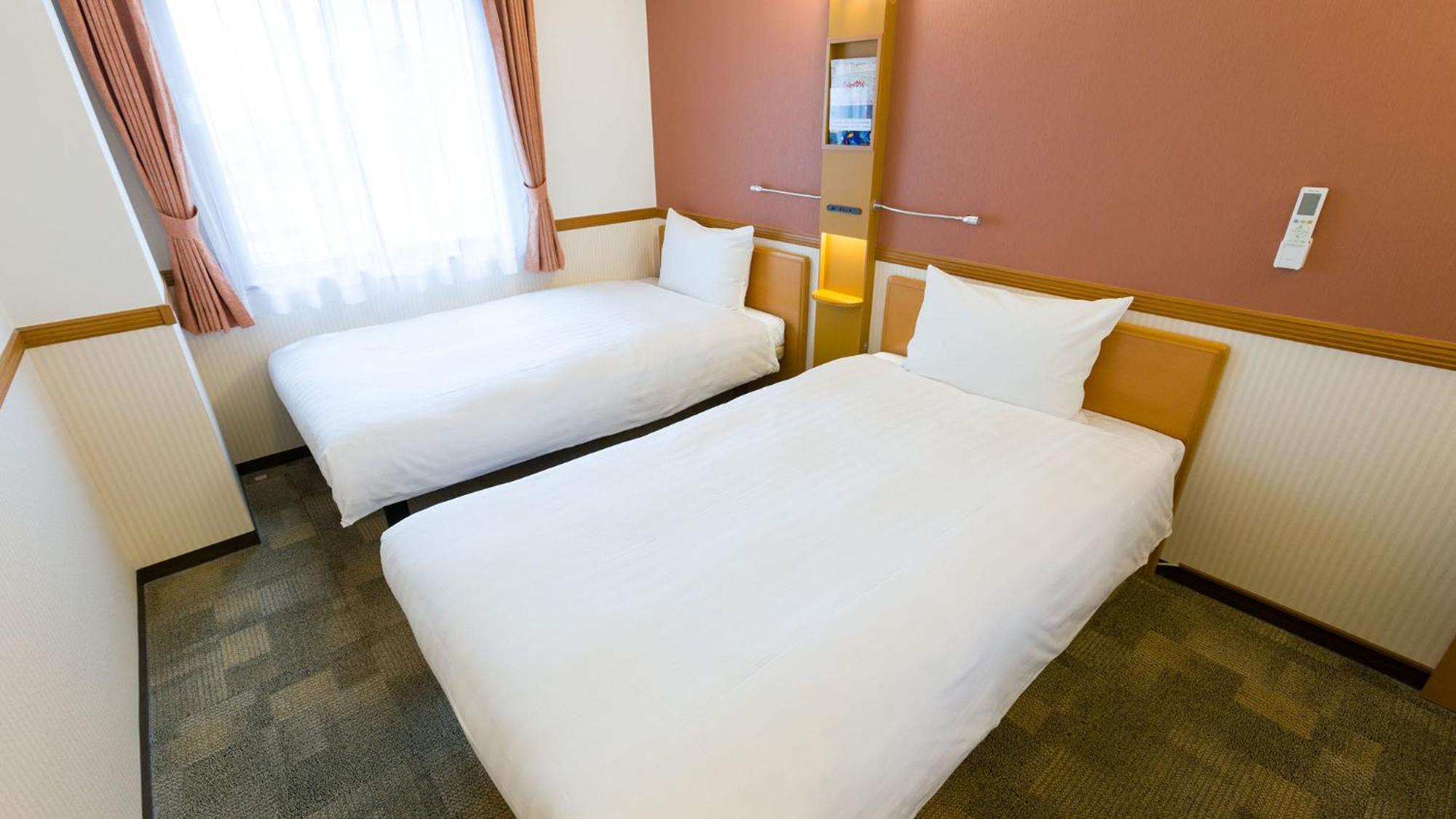 Toyoko Inn Yamato Ekimae Værelse billede